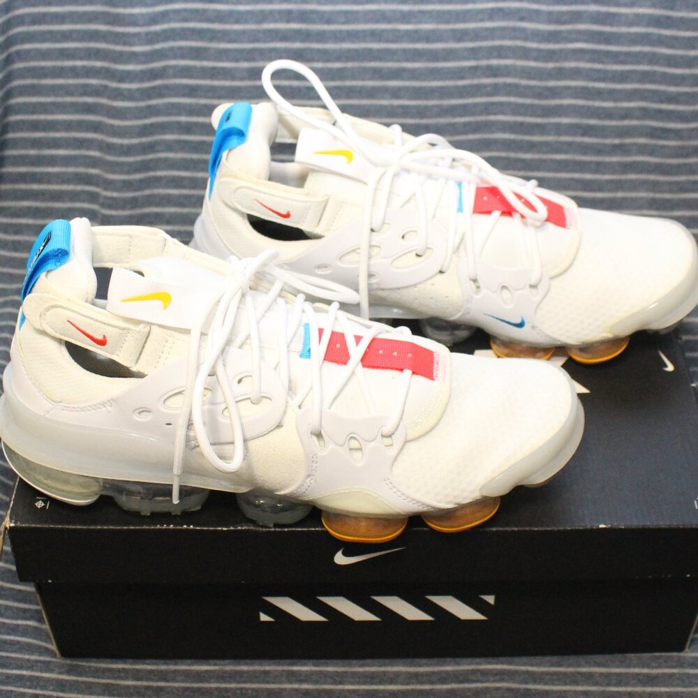 Nike Air VaporMax D/MS/X in Summit White